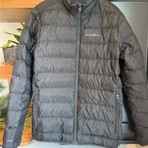 Eddie Bauer Men's Black Puffer Jacket small